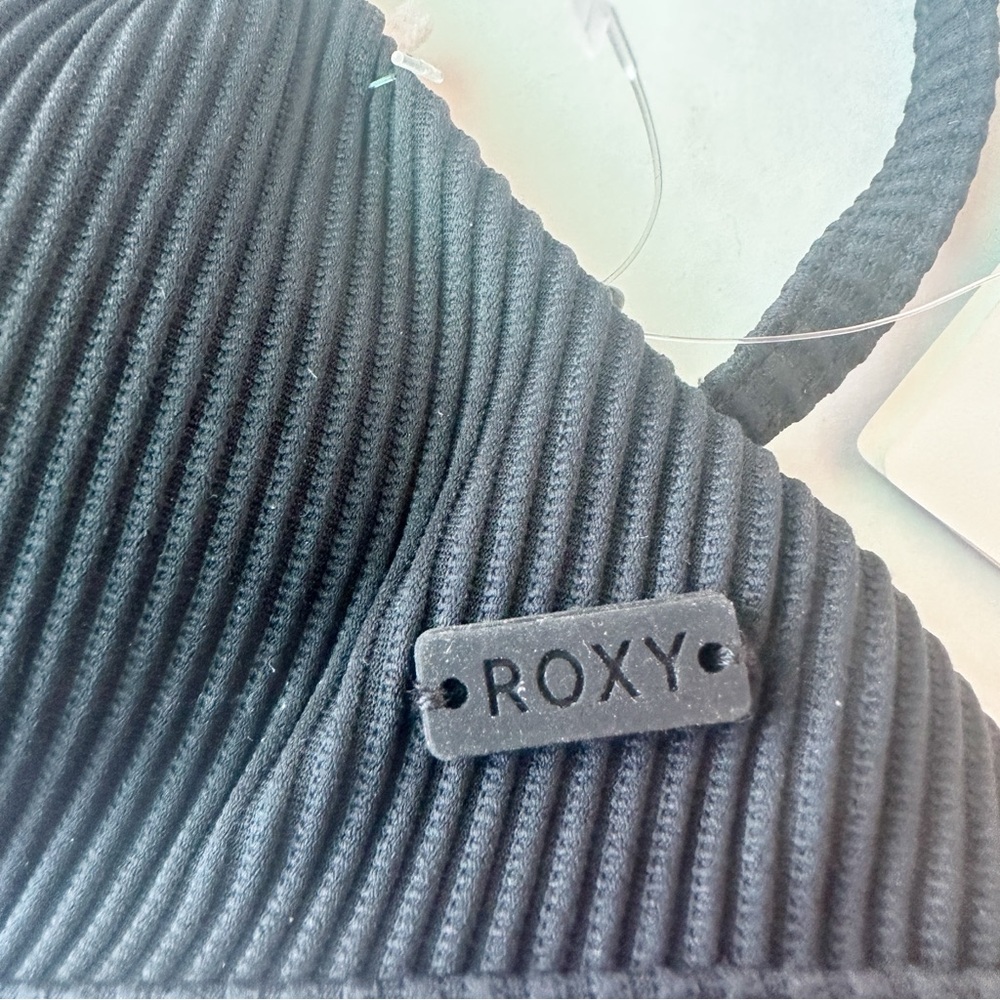 Roxy Black Ribbed Triangle Bikini Top - Picture 7 of 16
